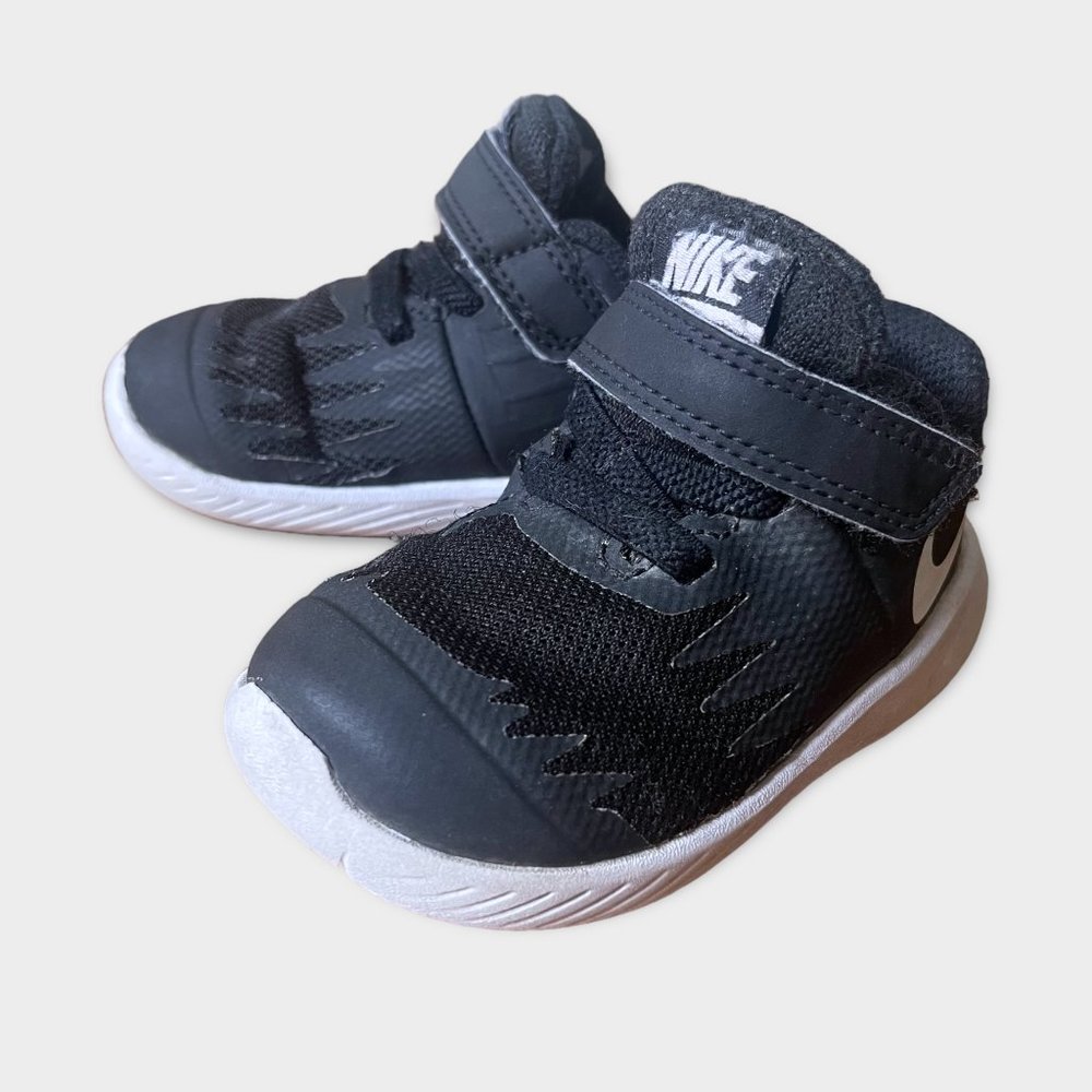 Unisex Baby Toddler Nike (Black) Sneakers Junior Star Runner TD Nike Sz 4c